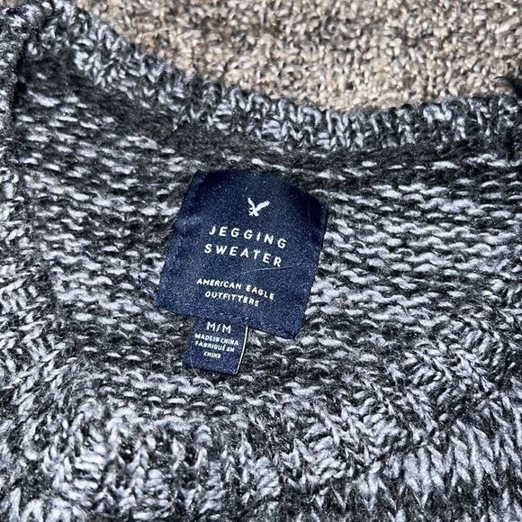 American Eagle Jeggings Sweater - Picture 3 of 5
